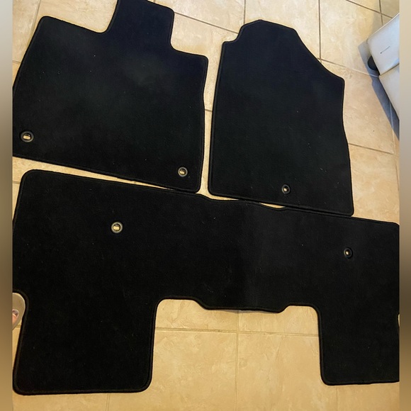 Honda Pilot 2023 New Floor Carpet Mats - Picture 2 of 4